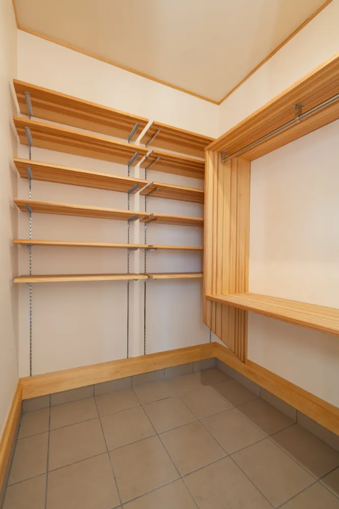 桧が香る やさしい空気の平屋