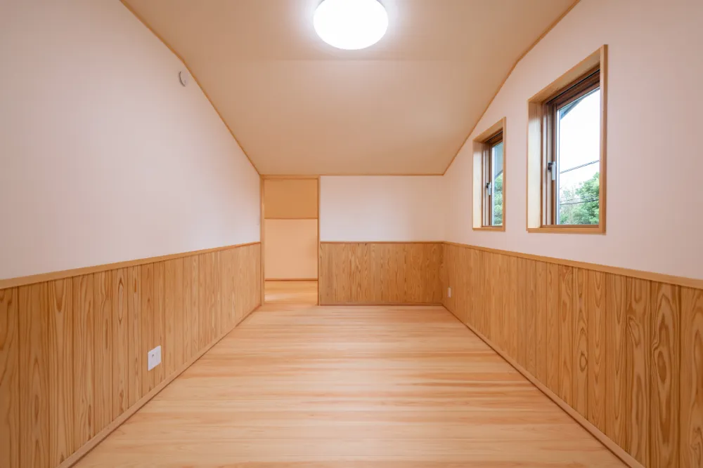 大工の父の技が光る本物の木の家