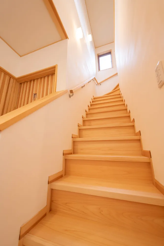 大工の父の技が光る本物の木の家