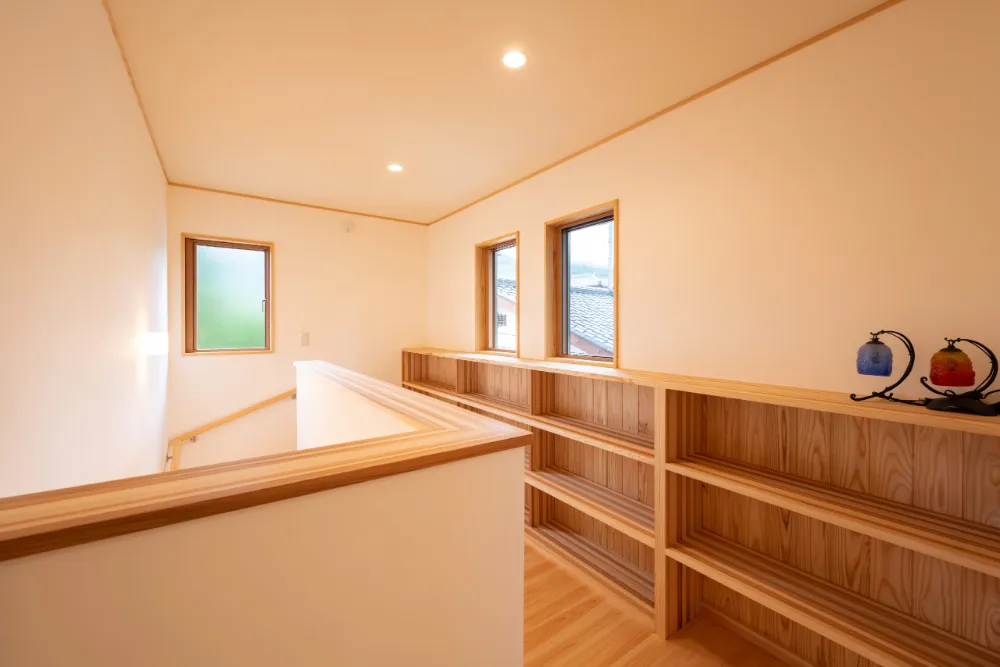 大工の父の技が光る本物の木の家