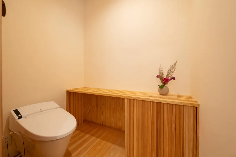 大工の父の技が光る本物の木の家