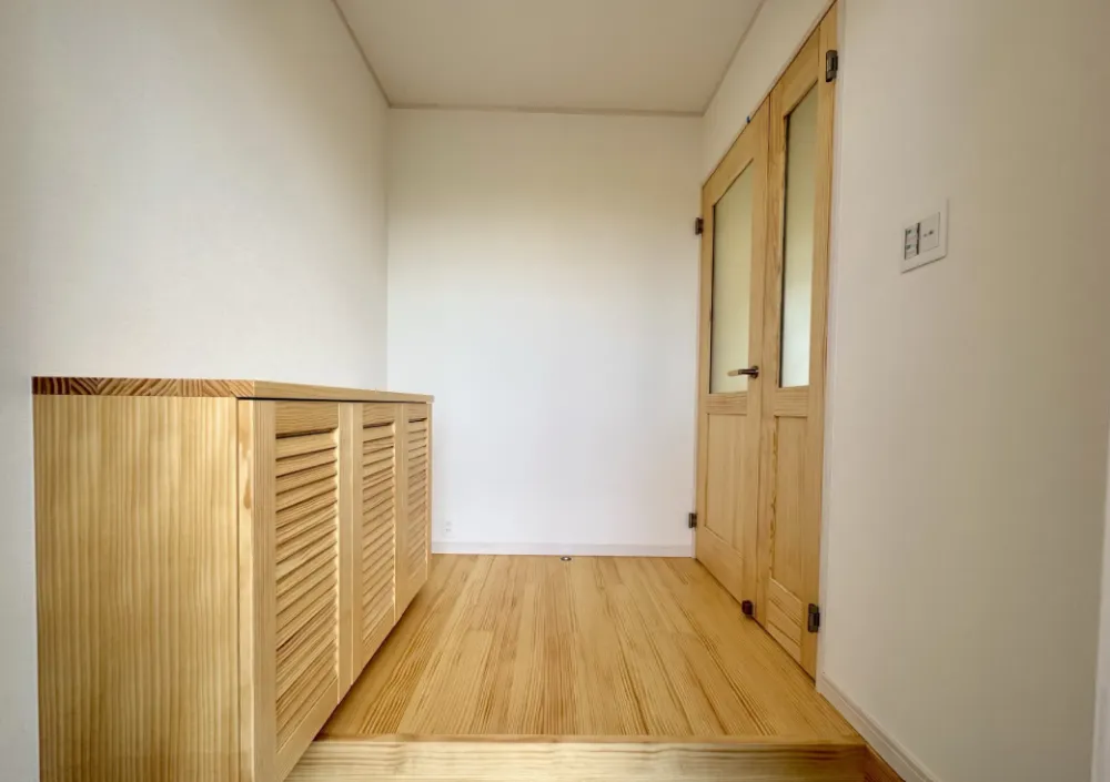 ウサギも人も快適に！直射日光を遮り、風が通り抜ける平屋の工夫