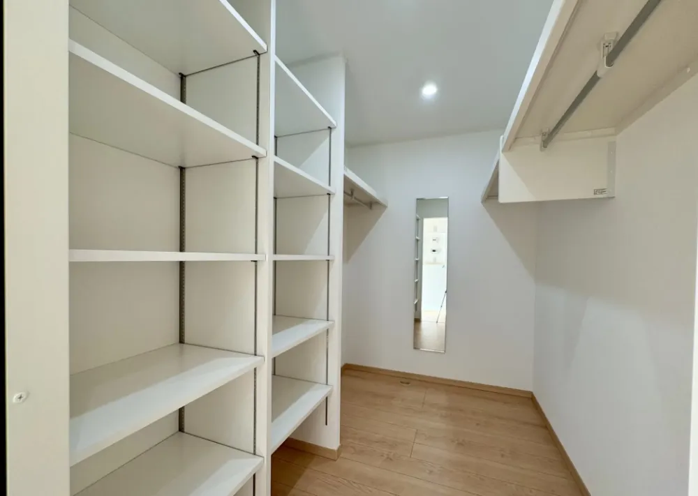 『1階完結型』の間取りが正解！35坪で叶えた、特大ファミクロと書庫のある暮らし