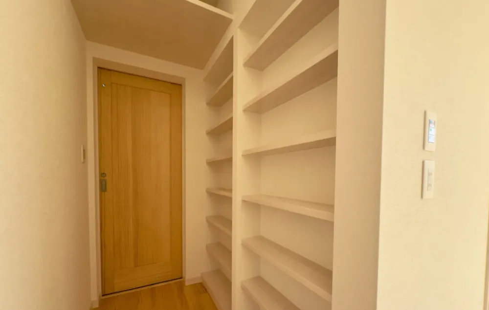 ウサギも人も快適に！直射日光を遮り、風が通り抜ける平屋の工夫